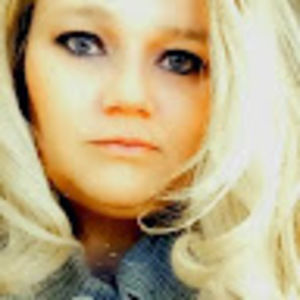 Meet your Posher, Gweneth